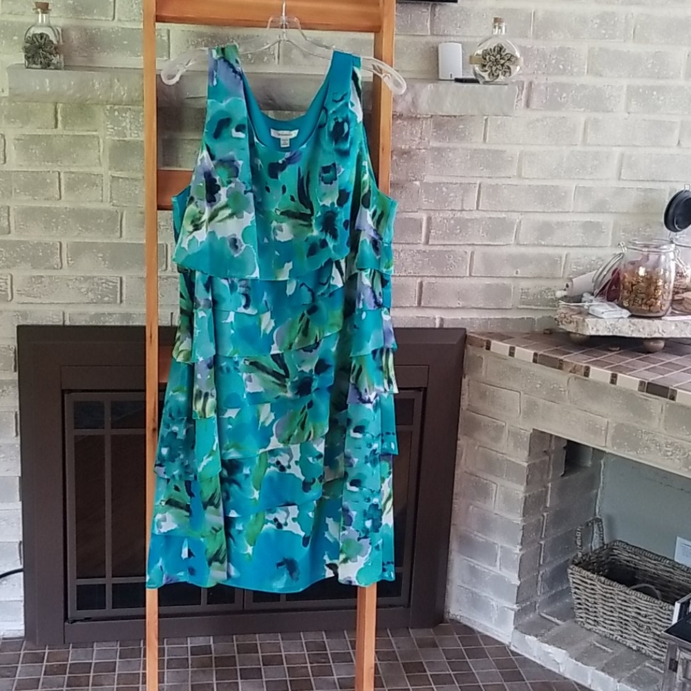 Turquoise floral dress size 20 from Dress Barn